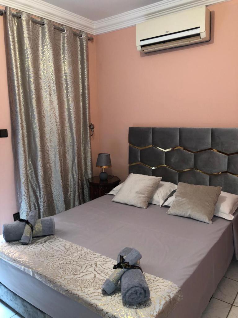 Riad Ramona Lqariya Seyaheya Маракеш Стая снимка